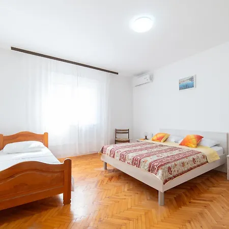 Nikola's Spacious *